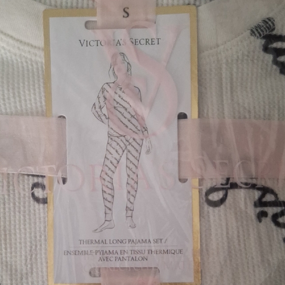 Victoria's Secret White Pajama Set with Black Script - Picture 2 of 5